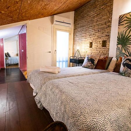 Apartamento 3 Dormitorios En Calle San Vicente. Севилья Экстерьер фото