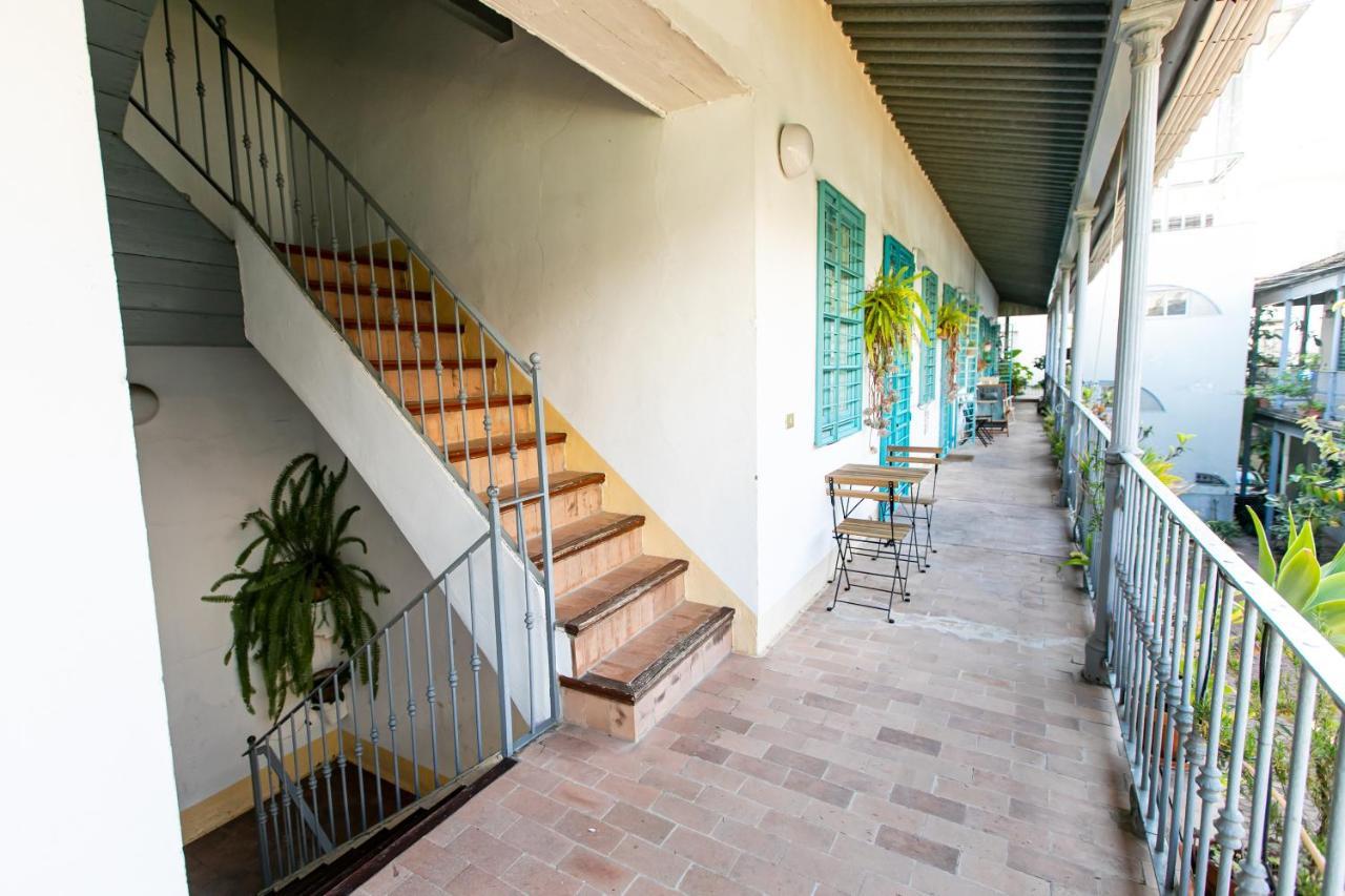Apartamento 3 Dormitorios En Calle San Vicente. Севилья Экстерьер фото