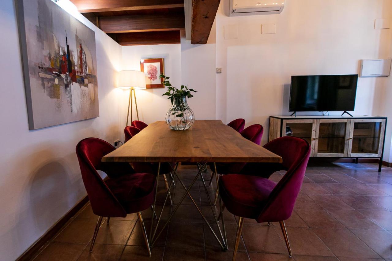 Apartamento 3 Dormitorios En Calle San Vicente. Севилья Экстерьер фото
