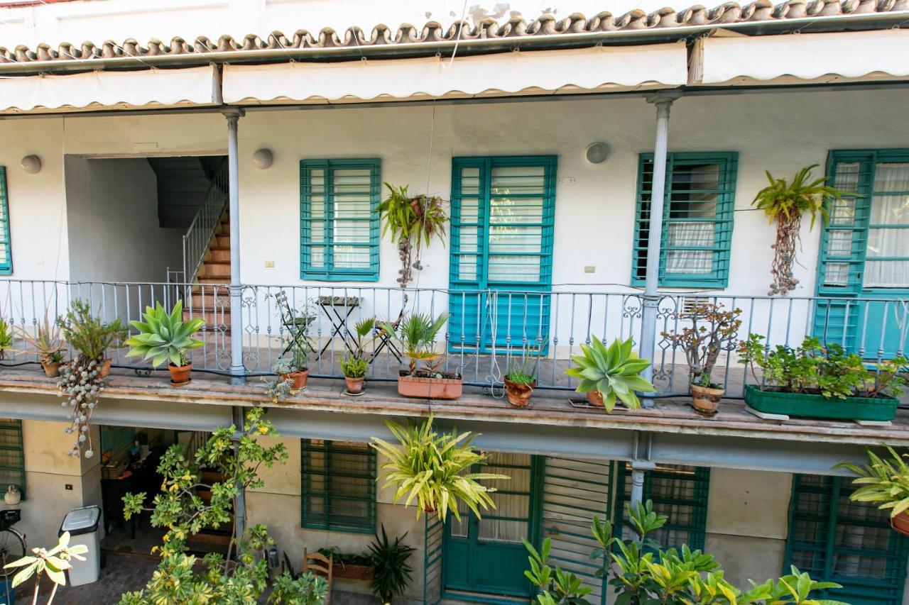 Apartamento 3 Dormitorios En Calle San Vicente. Севилья Экстерьер фото