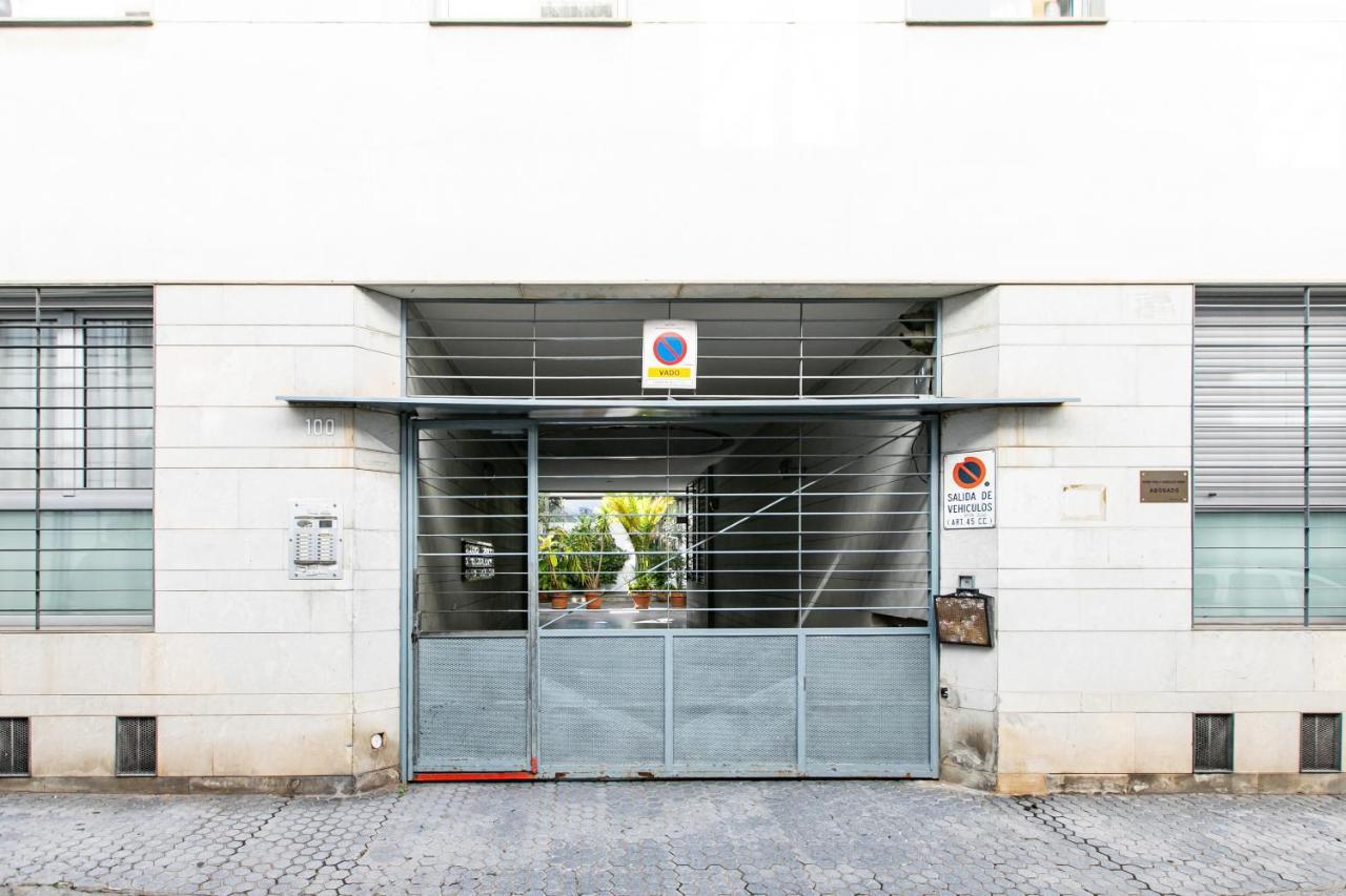 Apartamento 3 Dormitorios En Calle San Vicente. Севилья Экстерьер фото