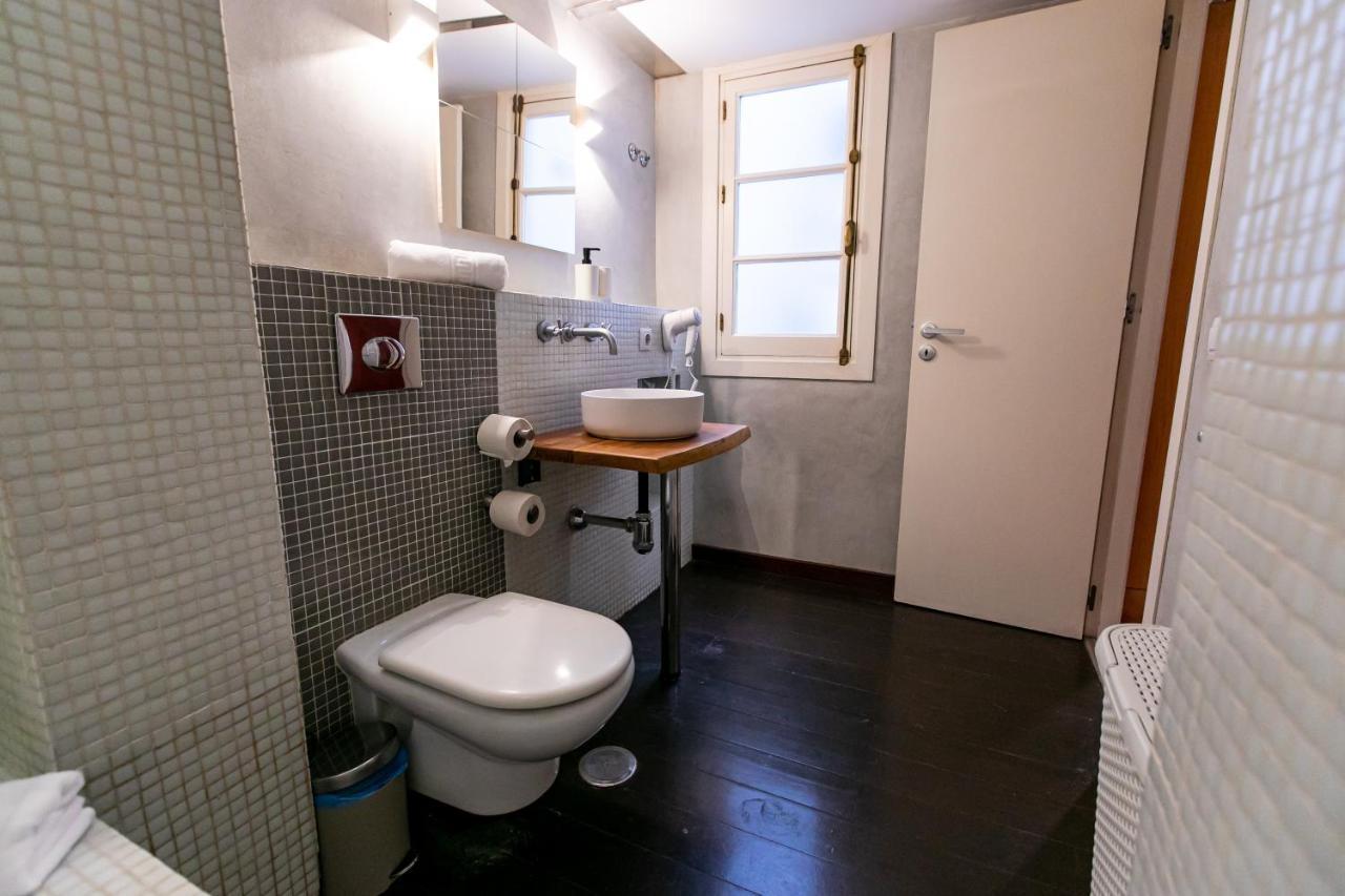 Apartamento 3 Dormitorios En Calle San Vicente. Севилья Экстерьер фото