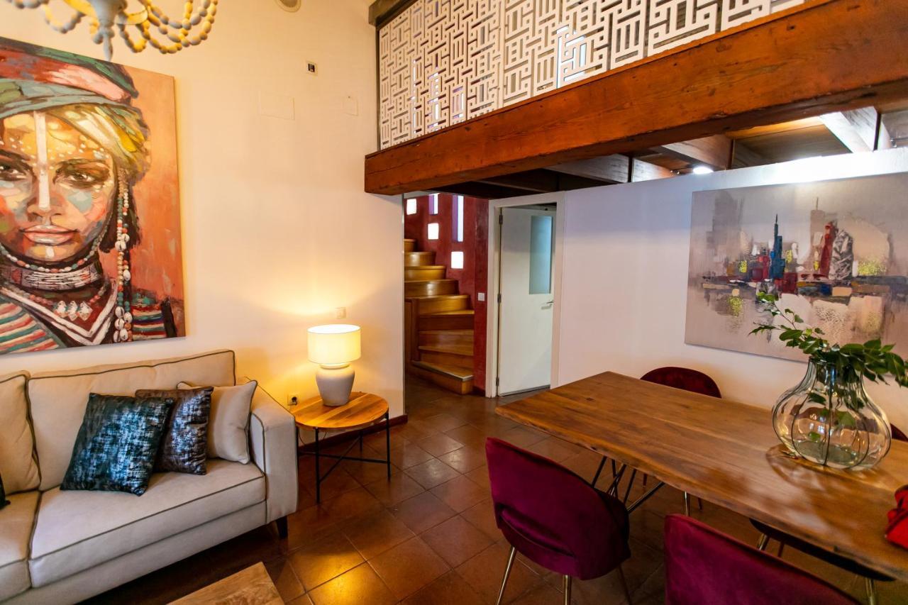 Apartamento 3 Dormitorios En Calle San Vicente. Севилья Экстерьер фото