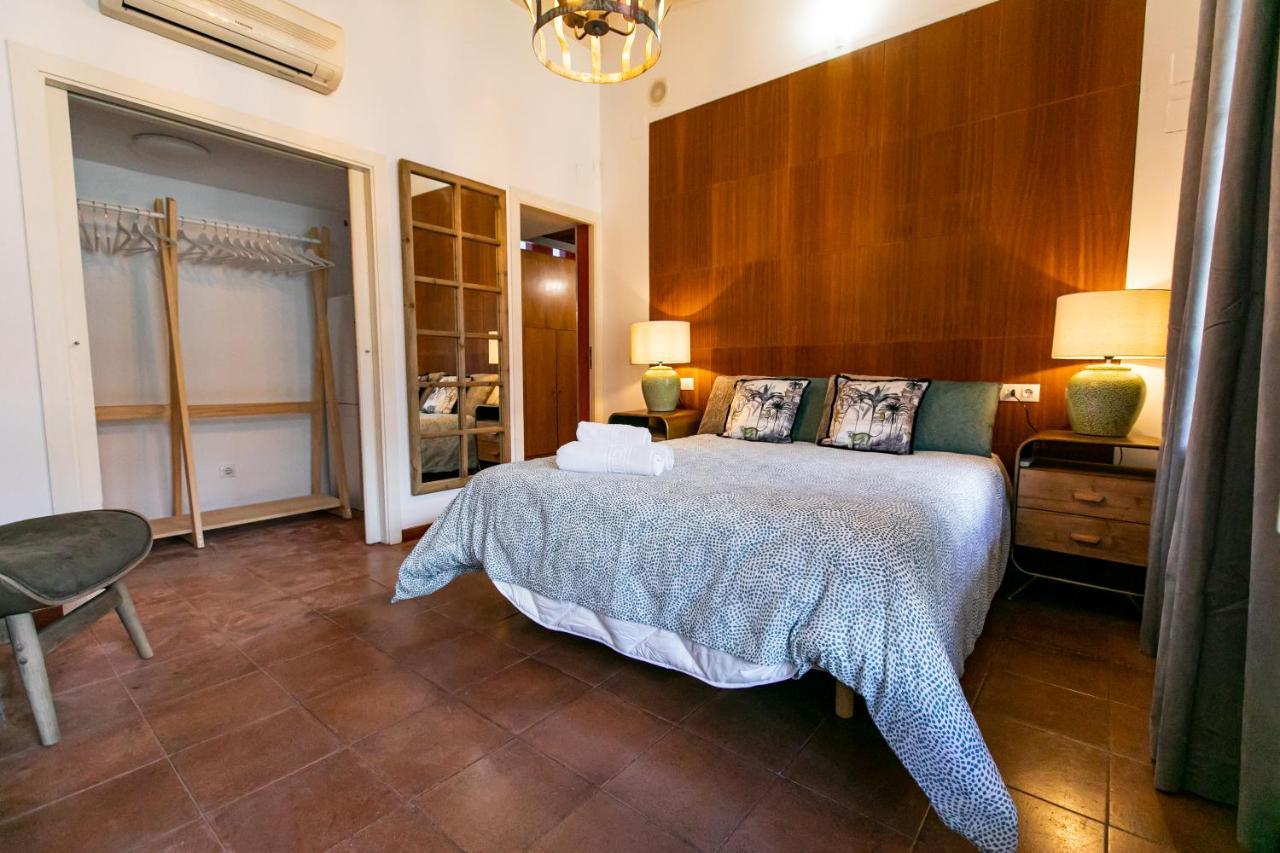 Apartamento 3 Dormitorios En Calle San Vicente. Севилья Экстерьер фото